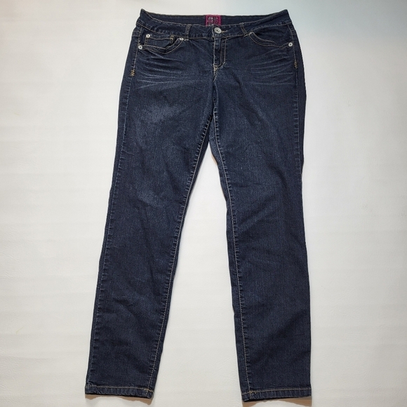 Torrid Jeans Vintage Early 2000s Y2K Dark Wash Denim Skinny Style Size 20R - Picture 2 of 9